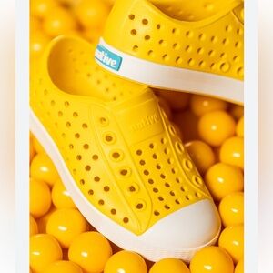 Native Jefferson Kid’s Slip-On Water Shoes Sneakers Size 12C Yellow NEW